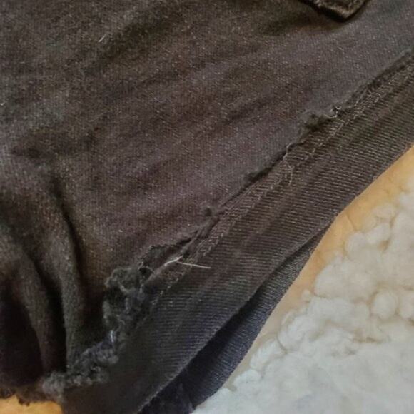 Hollister High Rise Short Shorts Black Denim Women's Size 5 / 27 - Picture 9 of 13